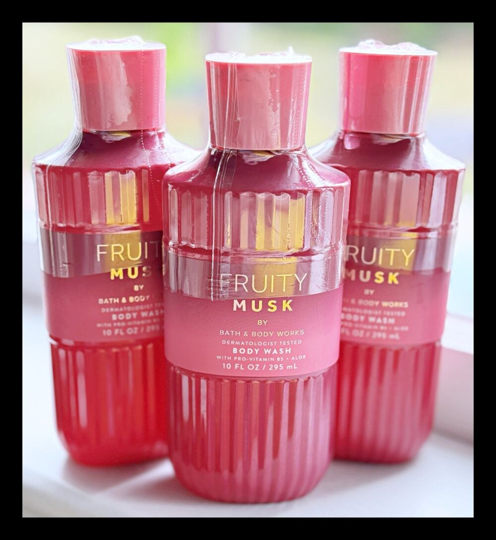 Bath & Body Works Fruity Musk 10oz Shower Gel Body Wash with Aloe B5 x3